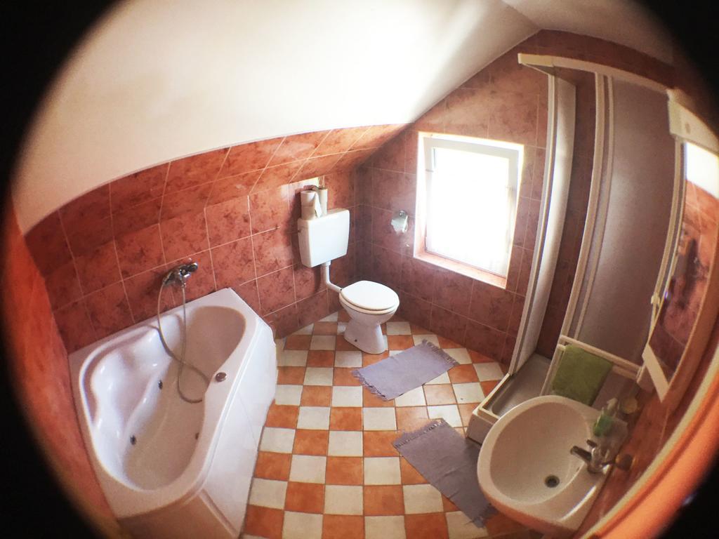 מריבור Guest House Pikapolonca מראה חיצוני תמונה