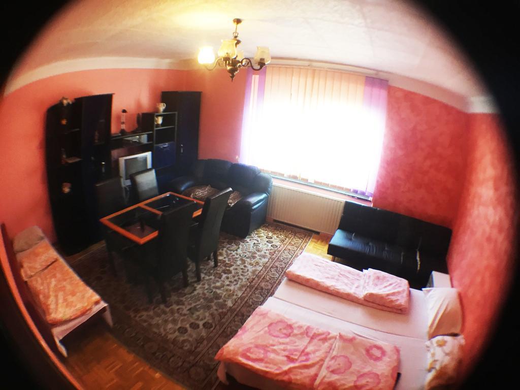 מריבור Guest House Pikapolonca מראה חיצוני תמונה