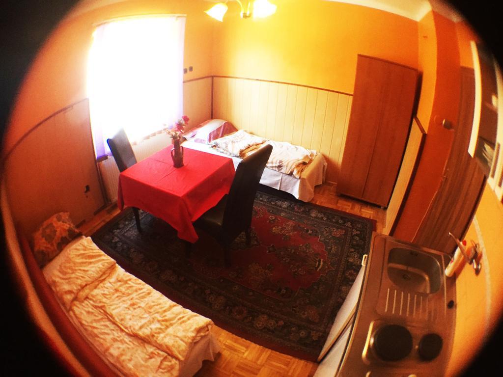 מריבור Guest House Pikapolonca מראה חיצוני תמונה