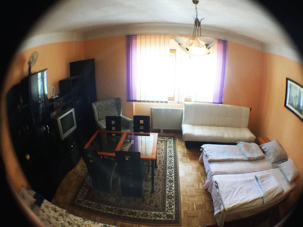 מריבור Guest House Pikapolonca מראה חיצוני תמונה